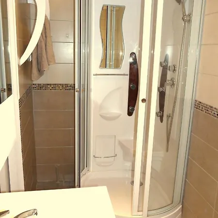 Autan Des Couleurs Albi